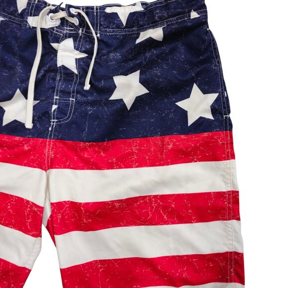 Bass Pro Shops Men's Mesh Lined Swim Trunks American Flag Pattern Size XL USA - Picture 3 of 8